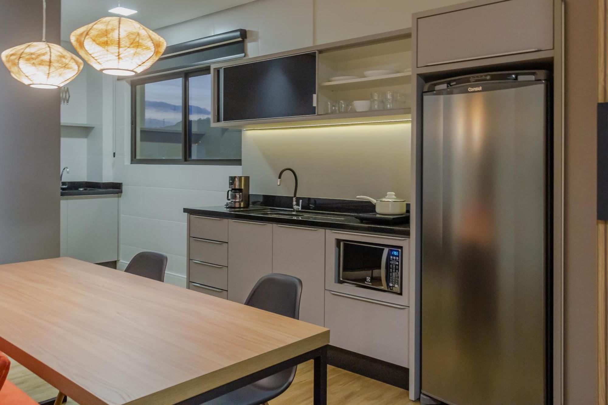 公寓 Sapphire Studios: Conforto No Corrego Grande P528